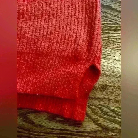 FOREVER 21 - ORANGE SWEATER WITH BLACK ARM STRIPES - SIZE SMALL - Picture 3 of 9